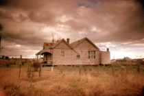 Outback Farmhouse von David Halperin