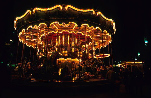 Rf-carousel-empty-fun-illuminated-marseille-var076