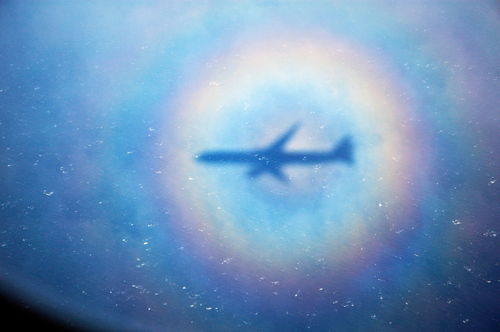 Rf-airplane-halo-rainbow-sea-shadow-mld0403