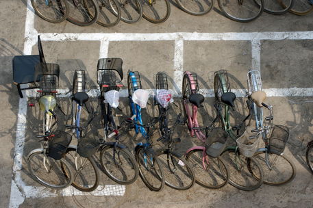 Rf-bicycles-city-rows-street-markings-chn0666