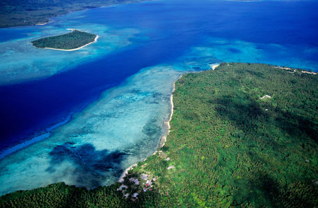 Rf-island-sea-tranquil-tropical-vanuatu-vt029