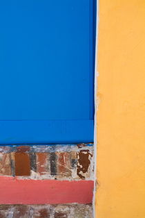Colourful doorstep in Trinidad by Sami Sarkis Photography