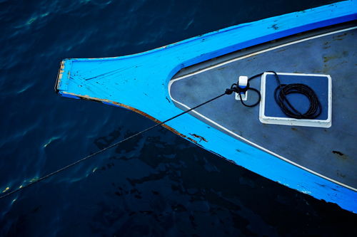 Rf-boat-bow-coiled-deck-maldives-rope-sea-traditional-mld0187