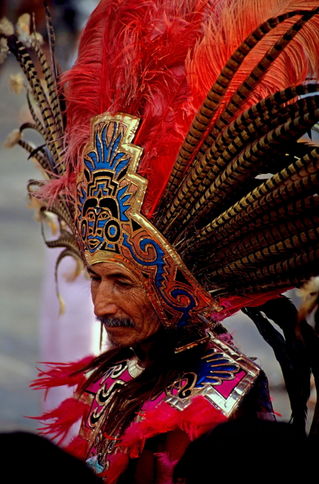 Rm-celebrating-fiesta-headdress-man-mexico-mex163