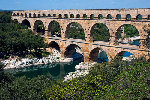 Rm-ancient-aqueduct-bridge-pont-du-gard-pro299