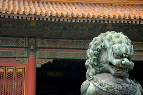 Rf-beijing-door-lion-sculpture-taihemen-chn0284