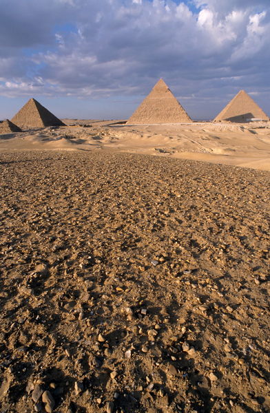 Rm-egypt-great-pyramid-of-giza-unesco-egy069
