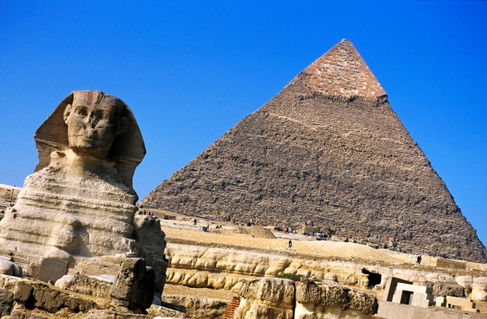 Rf-giza-necropolis-sphinx-unesco-pyramid-egy350