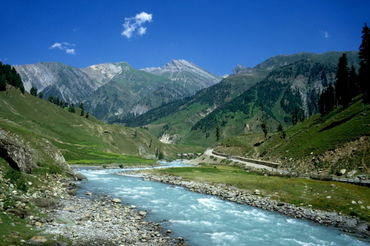 Rf-flowing-kashmir-mountains-river-valley-cor116
