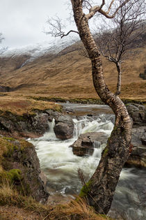 Glen Etive Scotland by Paul messenger