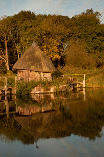 Fishing Hut on the River Test von Karl Thompson