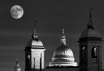 Moon over London by deanmessengerphotography