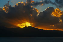 Carribean Sunrise by gfischer