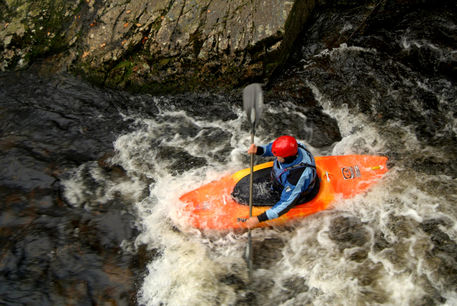 Kayaking-in-dartmoor-01