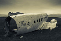 Iceland Plane Wreck von Christopher Waddell