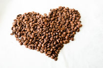 'coffee heart' von yulia-dubovikova