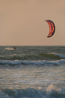 Kitesurfing at Sunset Mandrem by serenityphotography