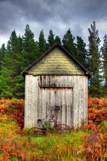 Hut HDR by Sam Smith