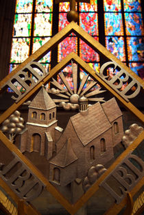 Metal Decoration in St Vitus Cathedral, Prague von serenityphotography