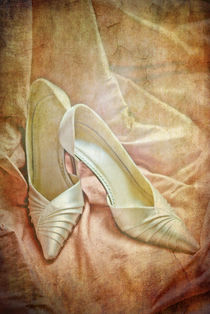 vintage wedding shoes by meirion matthias