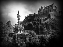 The Ross Fountain, Edinburgh in Black and white. by Amanda Finan