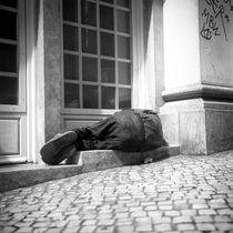 Homeless by Nuno Bernardo