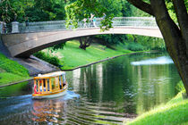 Canal Ride von Bianca Baker