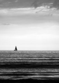 Lone Yacht von John Biggadike