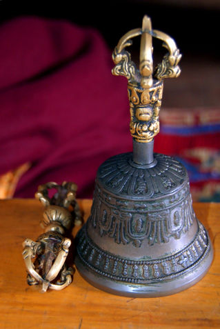 Bell-and-vajra-pisang-monastery