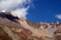 Clouds and Mountains, Yak Kharka to Thorung Phedi by serenityphotography