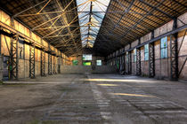 Abandoned warehouse by pbphotos