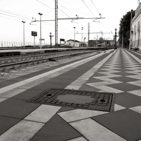 Bahnstation-giardini-naxos-sizilien-duplex