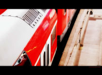 red train von Pia Schneider