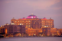Emirates Palace by dreamtours