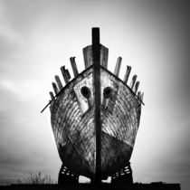 Island: Ghost Ship by Nina Papiorek