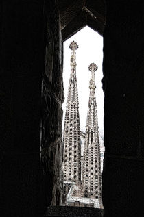 Gaudi by JACINTO TEE