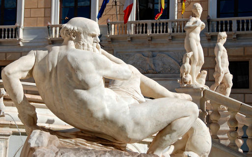 0383-palermo-piazza-pretoria-brunnenfigur-2009-art