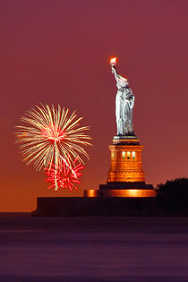 Statue Of Liberty With Fireworks by Zoltan Duray