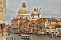 Canals of Venice by JACINTO TEE