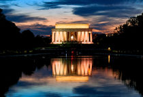 The Lincoln Memorial Dramatic Dusk Sky von Ken Howard
