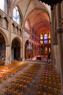 Nave of Nevers Cathedral von safaribears